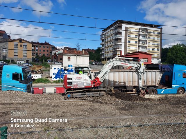 Potencia y Versatilidad En Acción: Alquiler De Excavadoras Takeuchi 2150 En Asturias Con JOFEMESA